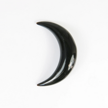 Load image into Gallery viewer, Horn Septum Crescent Tusk